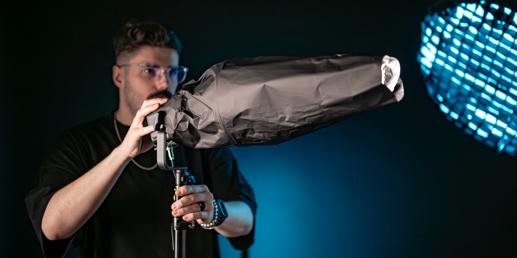 Folia Newell Cinenoir - czarna